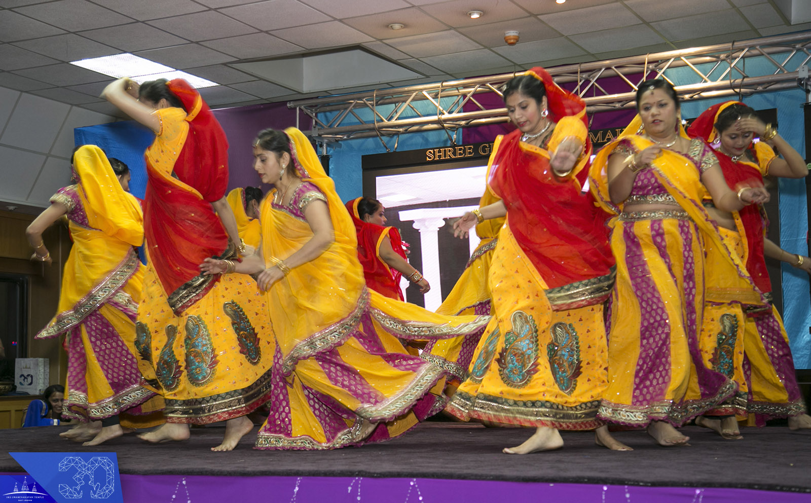 124 copy - ©1987-2017 SKS Swaminarayan Temple East London